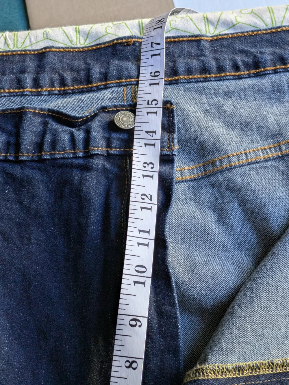Levi's Men's Dark Blue Straight Jeans 550 Sz 54 X 28